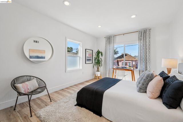 1646 Ashby Ave, Berkeley, CA 94703