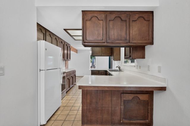 18095 Applegate Rd, Applegate, CA 95703