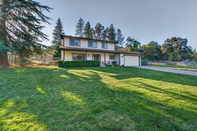 18095 Applegate Rd, Applegate, CA 95703
