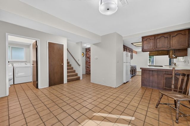 18095 Applegate Rd, Applegate, CA 95703