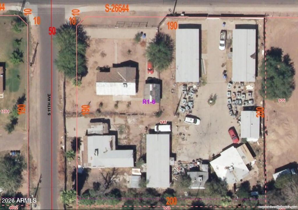 945 W CORONA Avenue, Phoenix, AZ 85041 — exterior