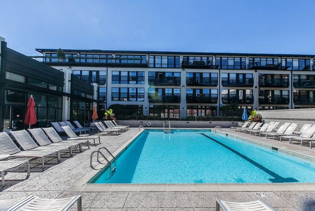 1000 W 15th Street 328, Chicago, IL 60608