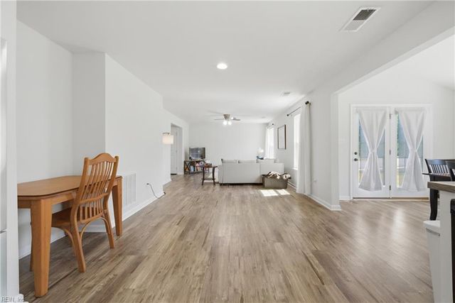 5893 Pilmour DR, Providence Forge, VA 23140
