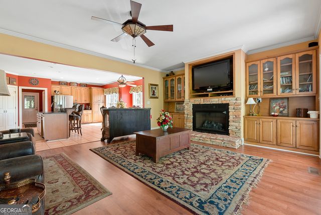 60 Charleston Circle, Hawkinsville, GA 31036