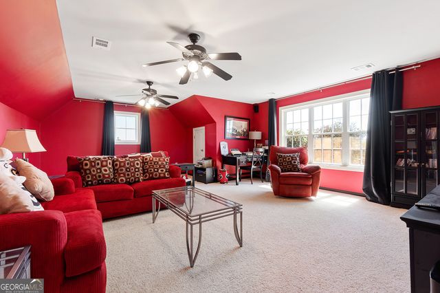 60 Charleston Circle, Hawkinsville, GA 31036