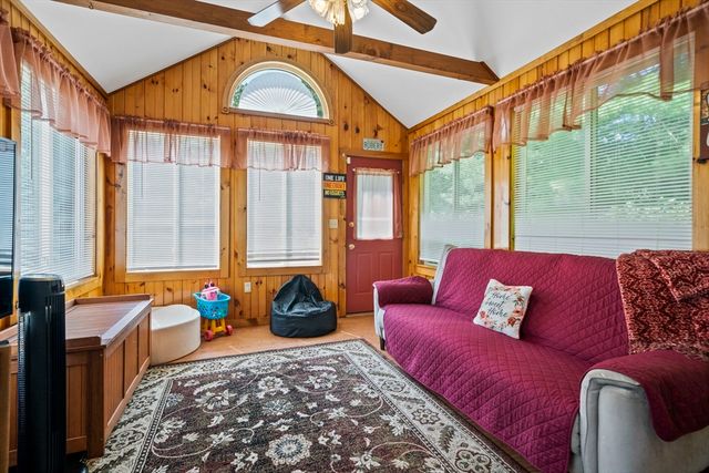 5 Auburndale Hts, Bridgewater, MA 02324