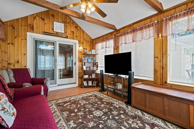5 Auburndale Hts, Bridgewater, MA 02324