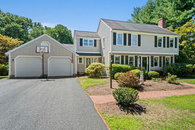 5 Auburndale Hts, Bridgewater, MA 02324