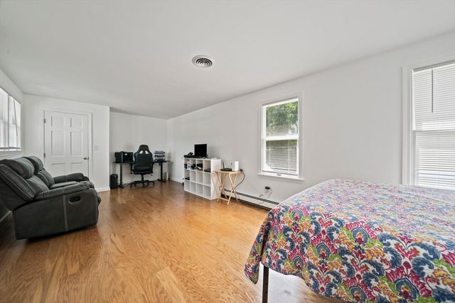 5 Auburndale Hts, Bridgewater, MA 02324