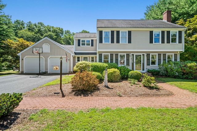 5 Auburndale Hts, Bridgewater, MA 02324