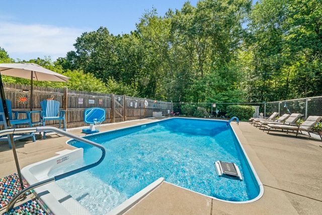 5 Auburndale Hts, Bridgewater, MA 02324