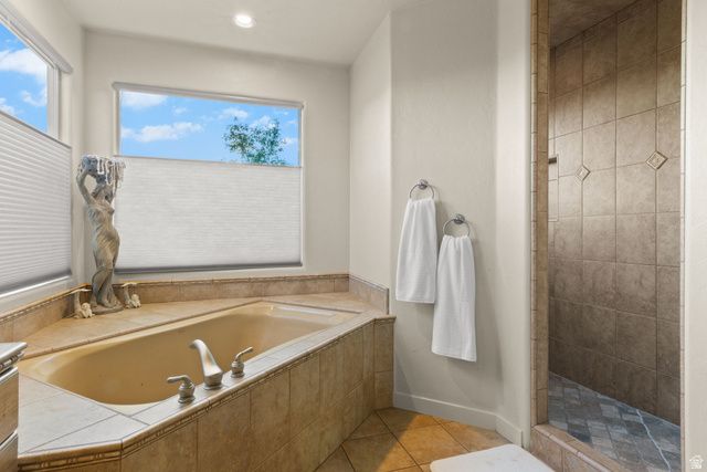 207 N PAINTED DR, Ivins, UT 84738