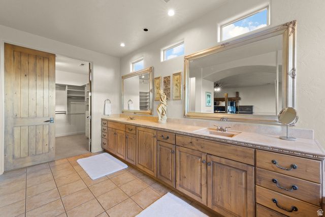 207 N PAINTED DR, Ivins, UT 84738