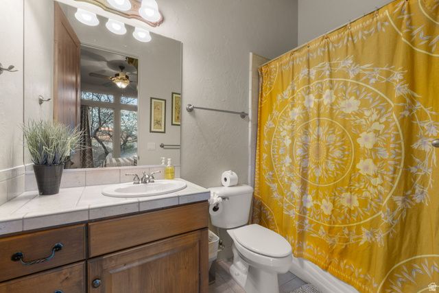 207 N PAINTED DR, Ivins, UT 84738