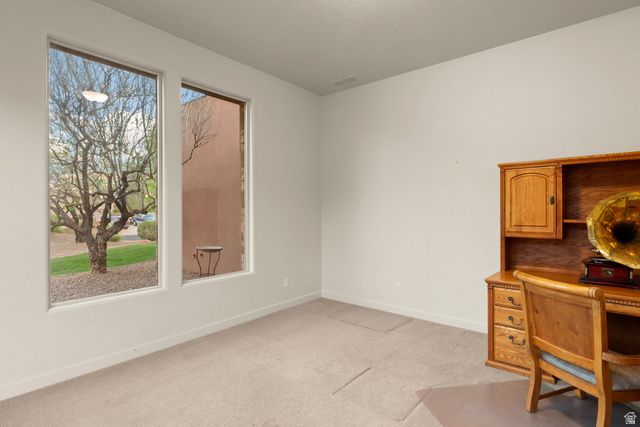 207 N PAINTED DR, Ivins, UT 84738