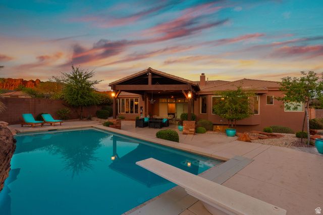 207 N PAINTED DR, Ivins, UT 84738