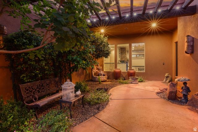 207 N PAINTED DR, Ivins, UT 84738