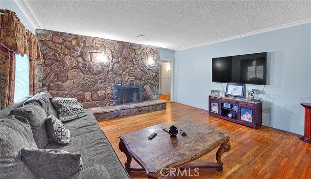 18087 San Bernardino, Bloomington, CA 92316