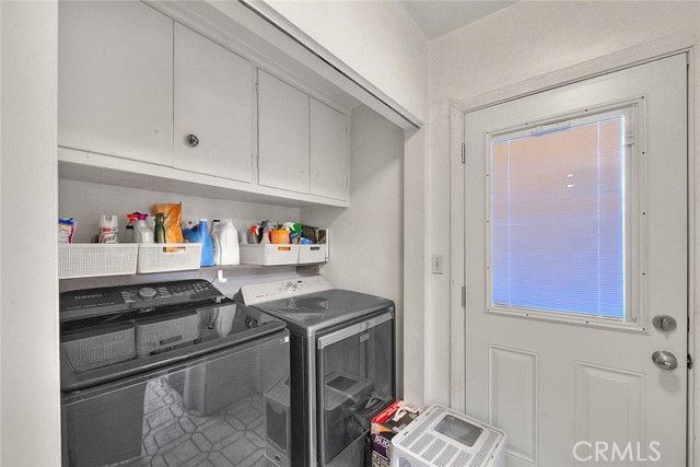 18087 San Bernardino, Bloomington, CA 92316