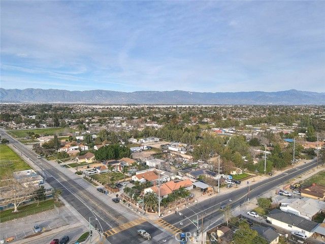 18087 San Bernardino, Bloomington, CA 92316