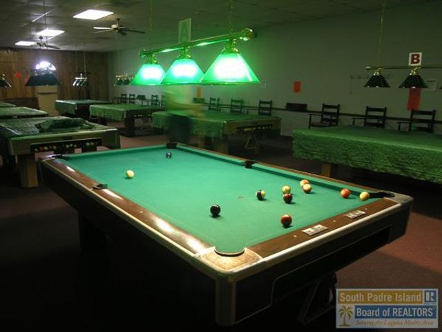 132 E Bonnet Circle, Port Isabel, TX 78578