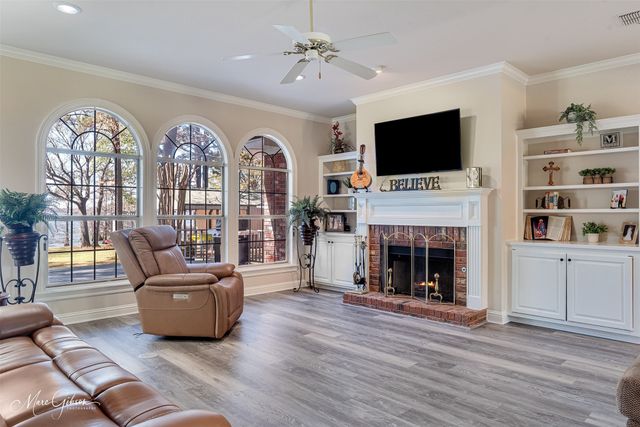 6521 N Lakeshore Drive, Shreveport, LA 71107