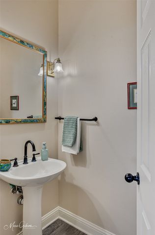 6521 N Lakeshore Drive, Shreveport, LA 71107