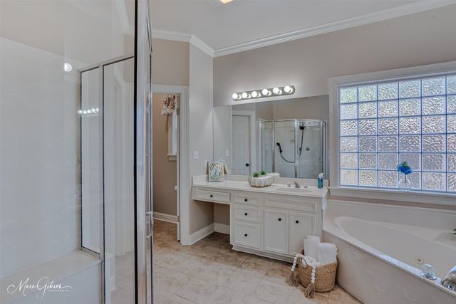 6521 N Lakeshore Drive, Shreveport, LA 71107