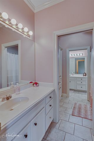 6521 N Lakeshore Drive, Shreveport, LA 71107