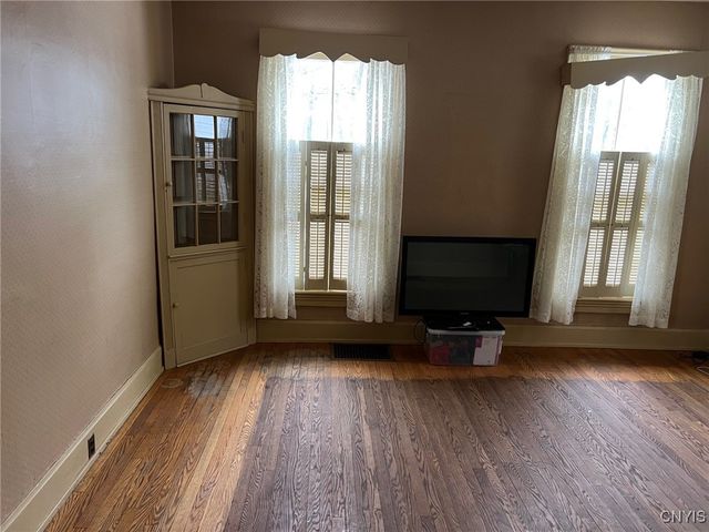 221 Park Avenue, Oneida, NY 13421