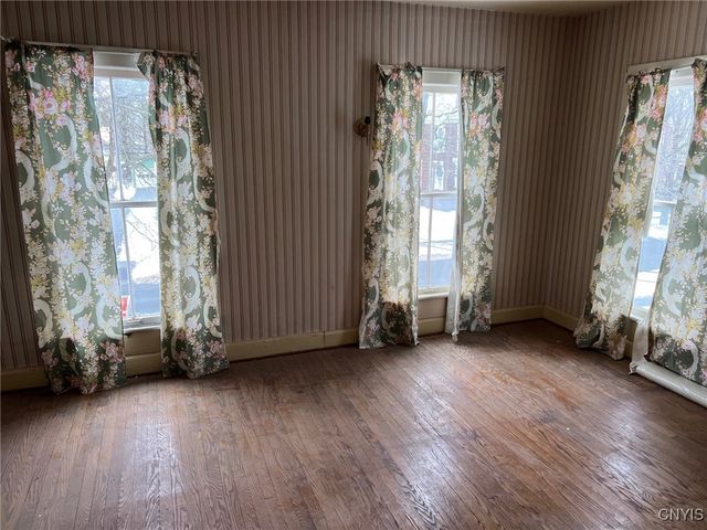 221 Park Avenue, Oneida, NY 13421