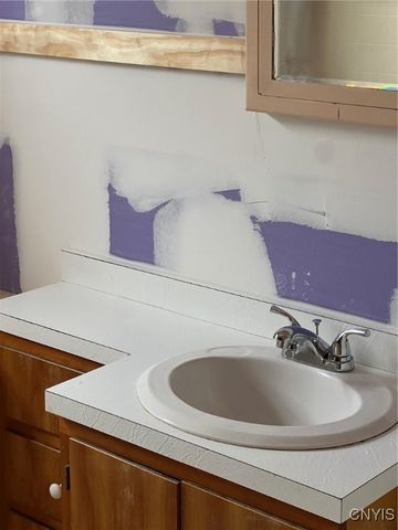 221 Park Avenue, Oneida, NY 13421