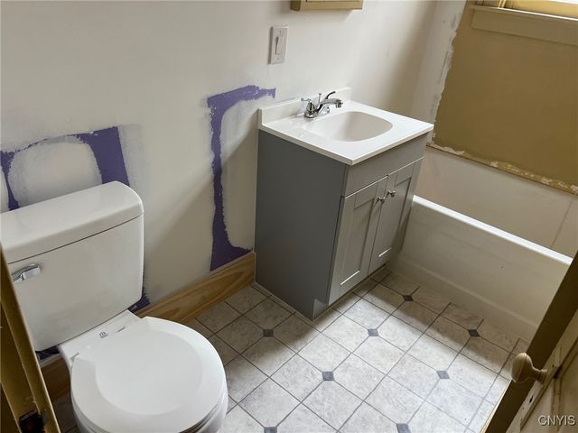 221 Park Avenue, Oneida, NY 13421