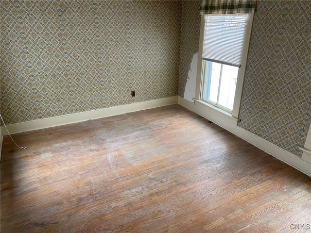 221 Park Avenue, Oneida, NY 13421