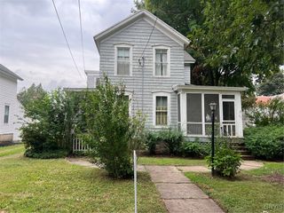 221 Park Avenue, Oneida, NY 13421