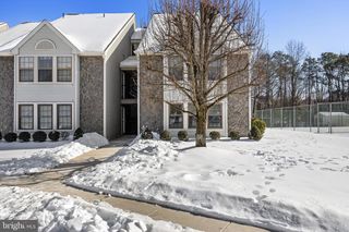 1 BRIDGEWATER DR, Marlton, NJ 08053