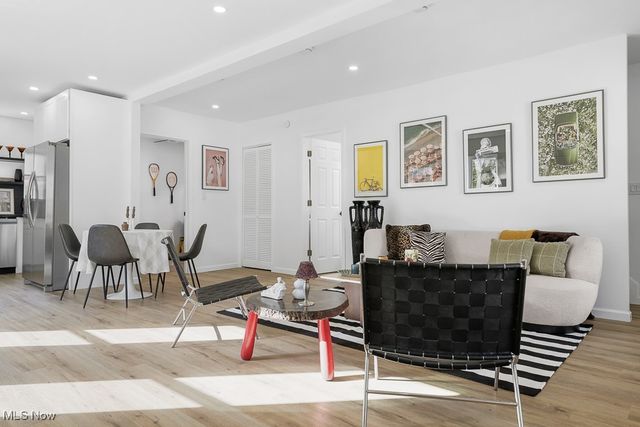 9918 Quebec Avenue, Cleveland, OH 44106