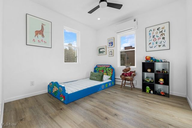 9918 Quebec Avenue, Cleveland, OH 44106