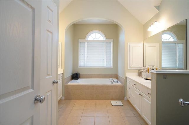 262 Vinings Retreat View, Mableton, GA 30126