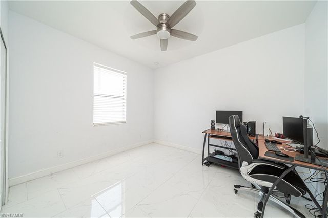 927 NE 18th ST, Cape Coral, FL 33909