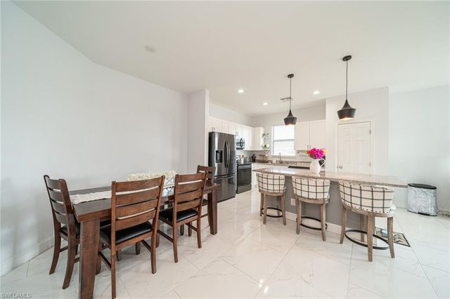 927 NE 18th ST, Cape Coral, FL 33909
