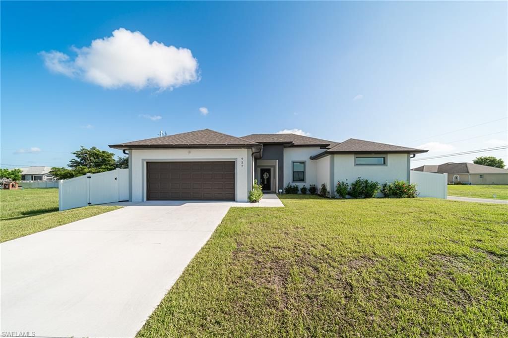 927 NE 18th ST, Cape Coral, FL 33909