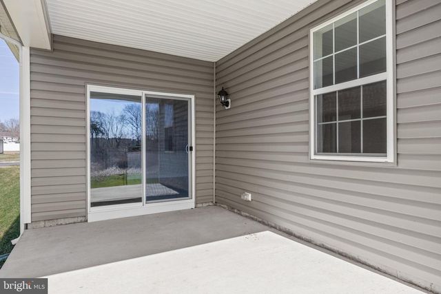 208 CONGRESSIONAL CT, Moorestown, NJ 08057