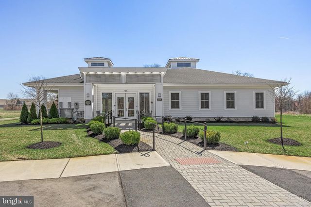 208 CONGRESSIONAL CT, Moorestown, NJ 08057