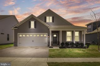 208 CONGRESSIONAL CT, Moorestown, NJ 08057