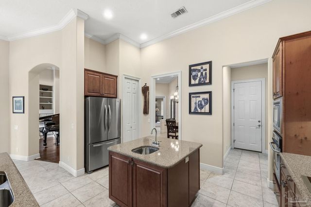 9523 Yarrow Cir, Pensacola, FL 32514