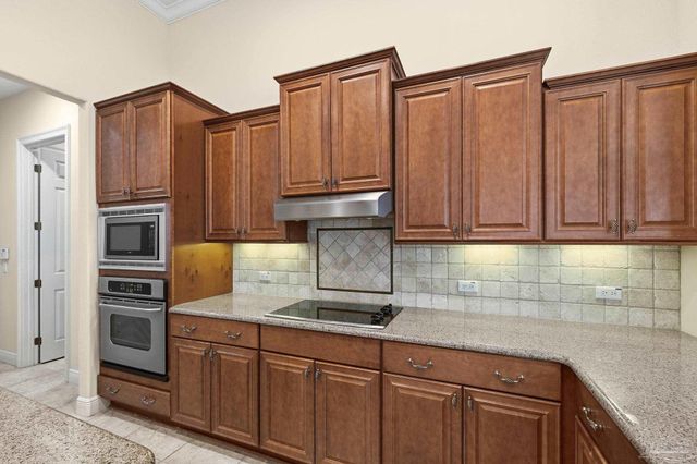 9523 Yarrow Cir, Pensacola, FL 32514