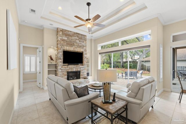 9523 Yarrow Cir, Pensacola, FL 32514