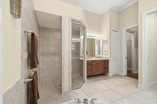 9523 Yarrow Cir, Pensacola, FL 32514