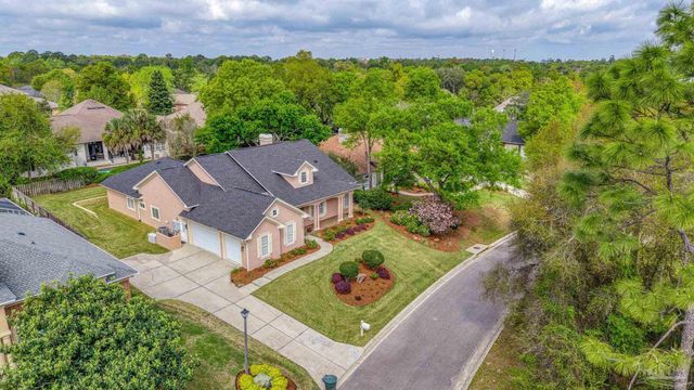 9523 Yarrow Cir, Pensacola, FL 32514